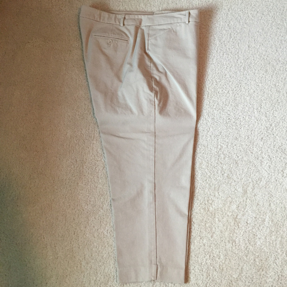 Charter Club Newport Slim Tummy Control Capri - 18 - Picture 4 of 7